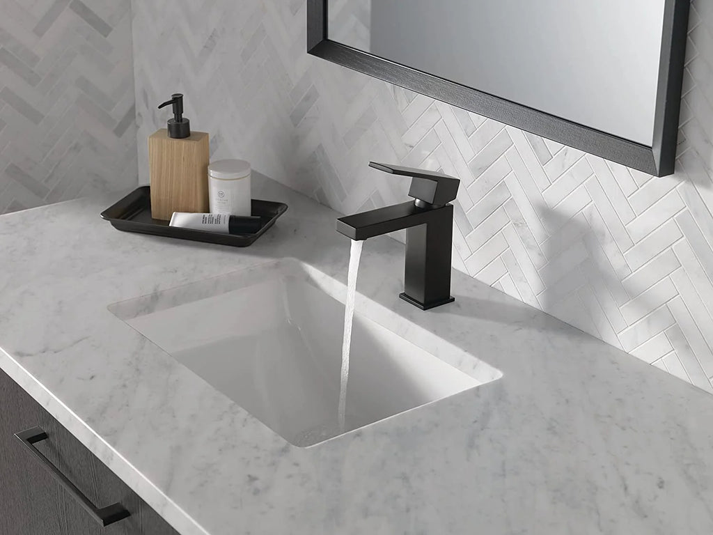 Black Single Hole Bathroom Faucet B13460