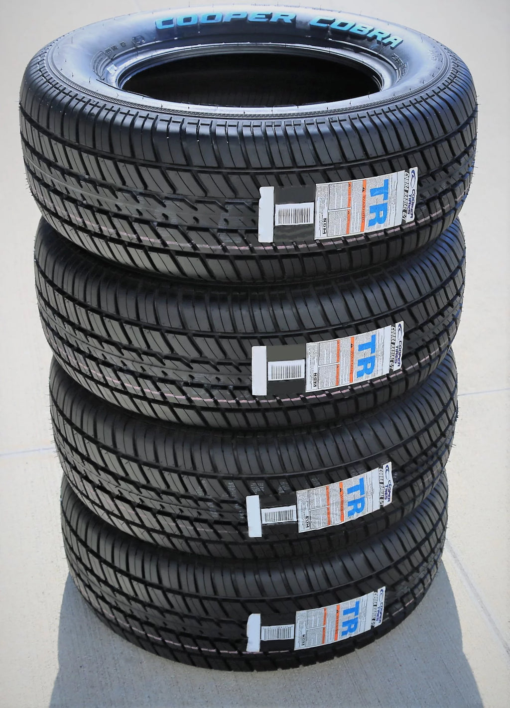 Set of 4 255/70R15 108T All Season Tires E144