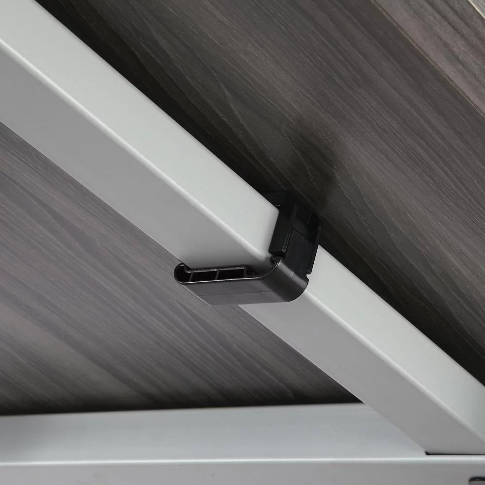 Desk with Straight Top V48880