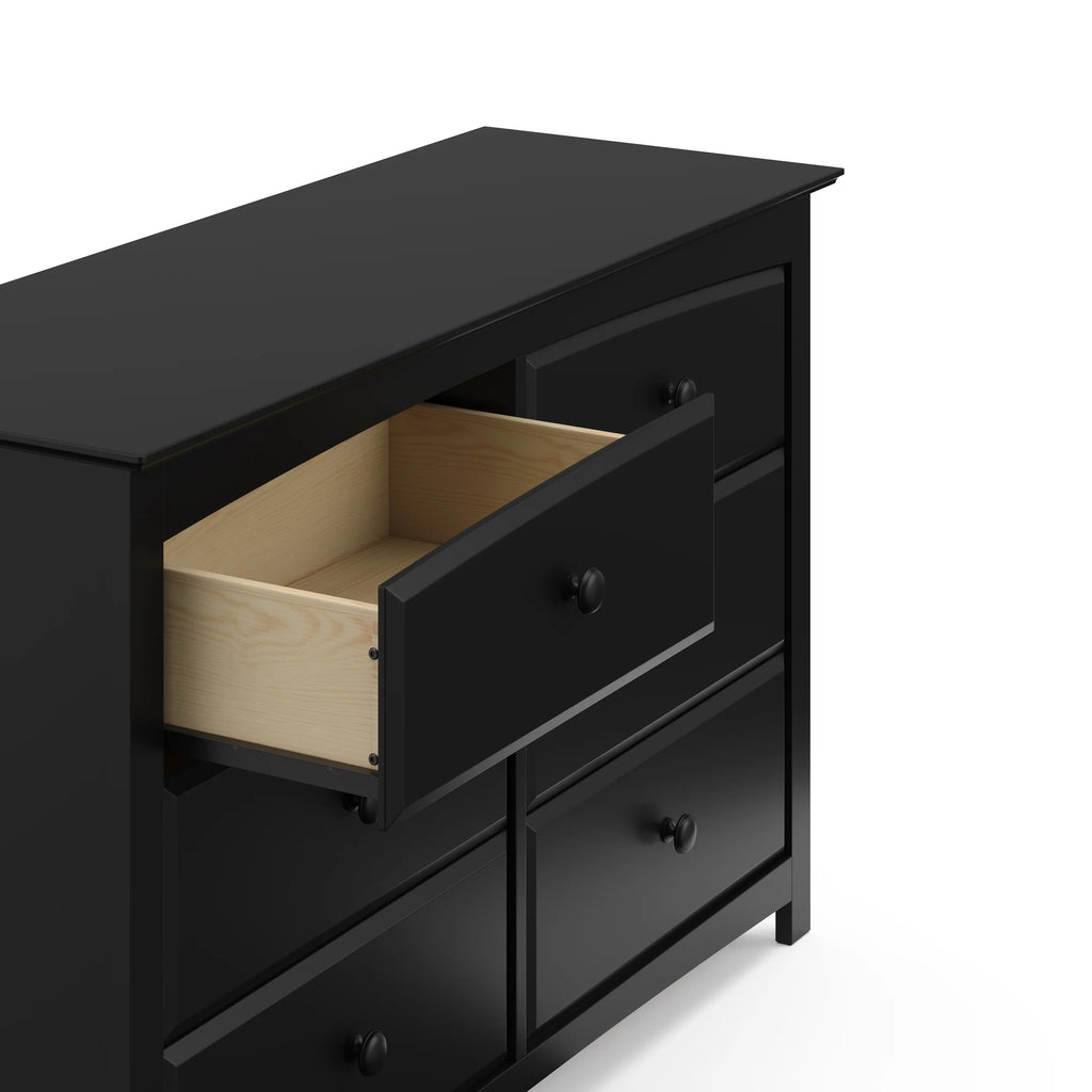 White 6 Drawer Double Dresser C600