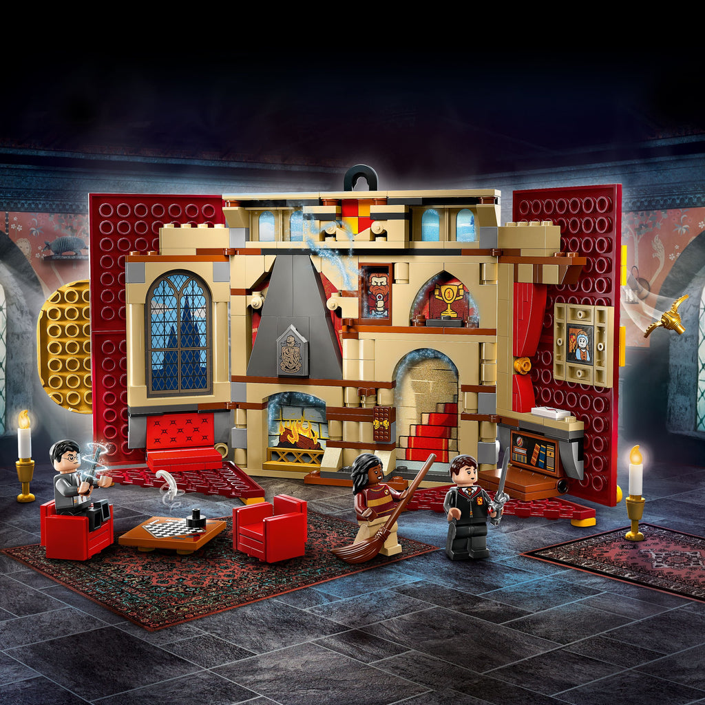 Building Set with 3 Minifigures P4343