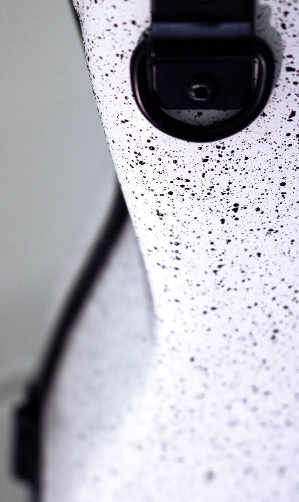 Fiberglass Violin Case White Speckled 4/4 D67710