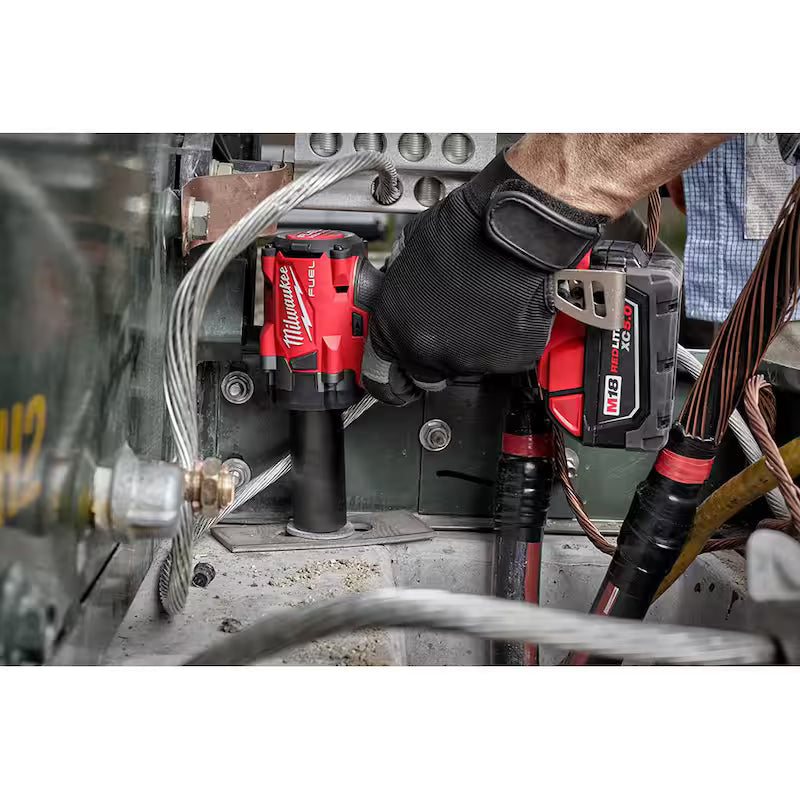 18V Lithium-Ion Brushless Cordless Compact Impact Wrench L999