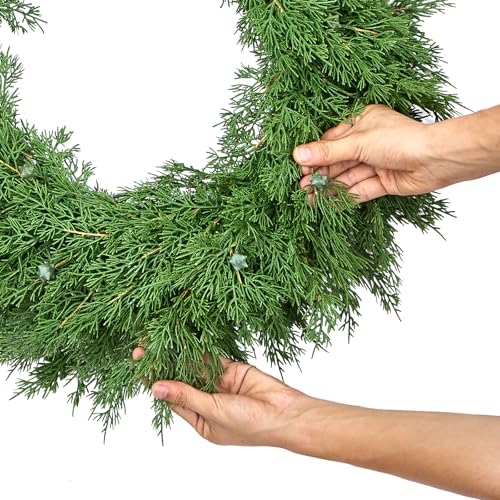 22 Inch Artificial Cedar Wreath J831