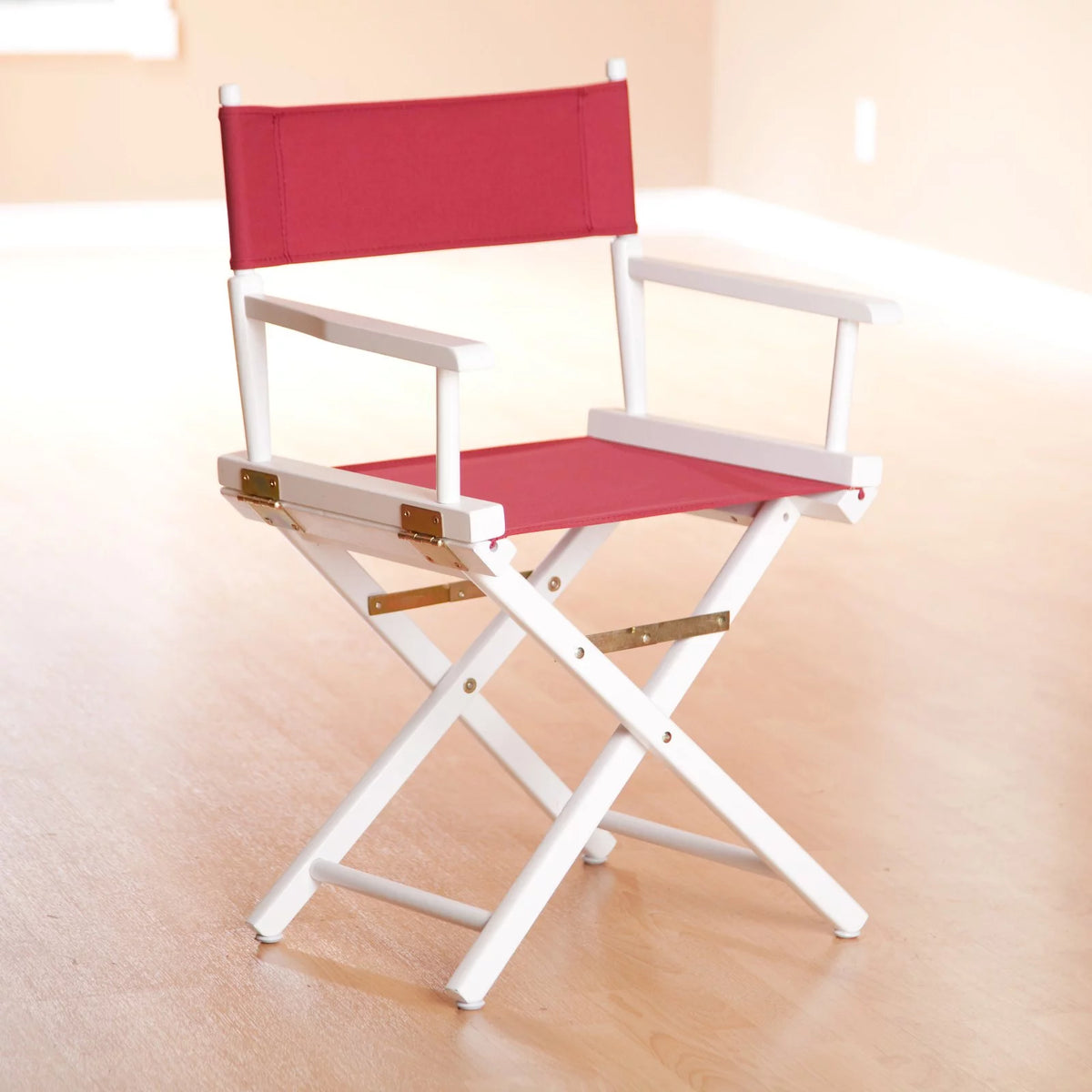 Directors Chair W588