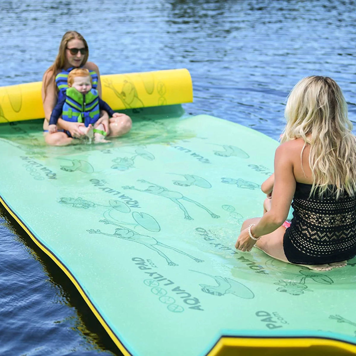 20 Ft Floating Foam Island C824
