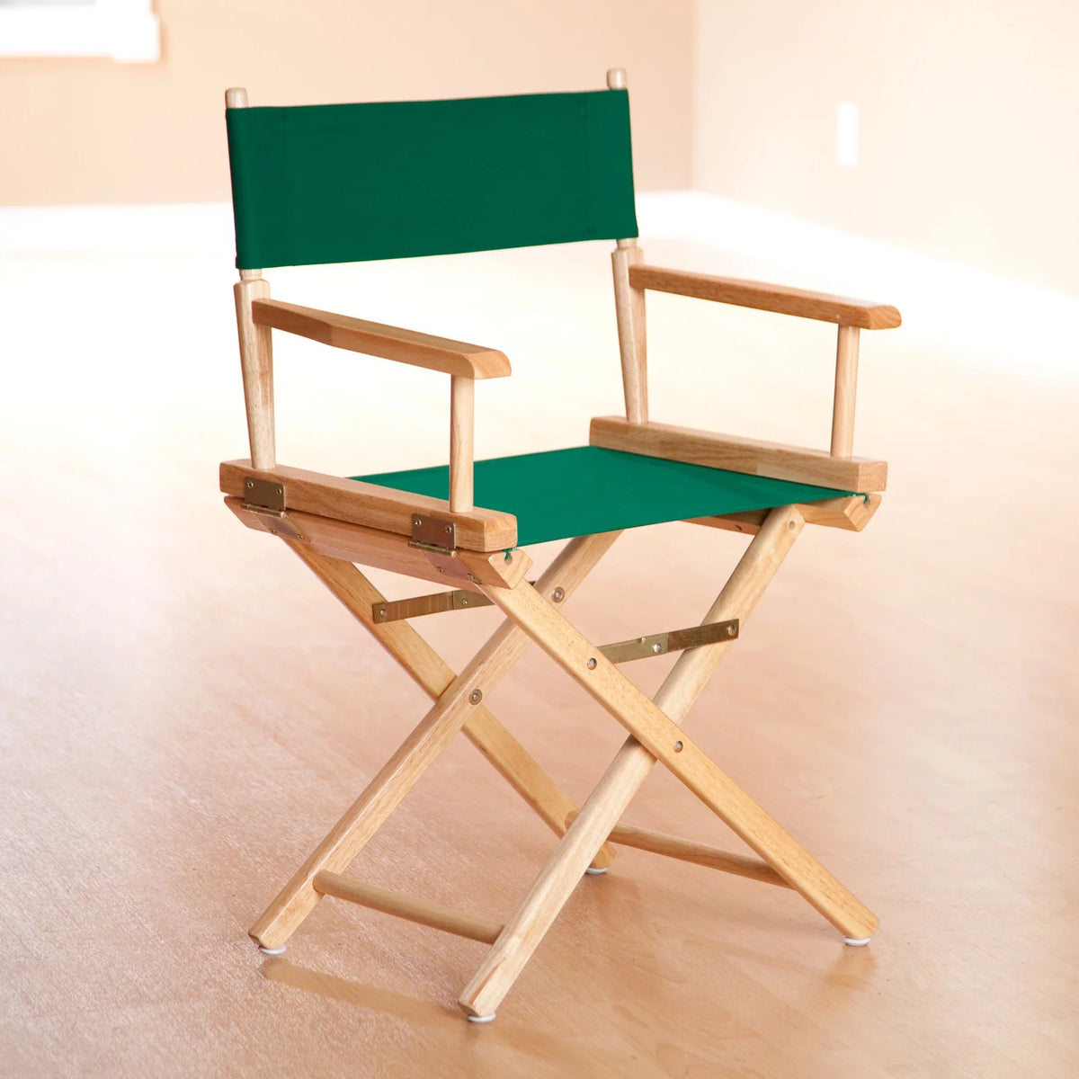 Directors Chair W588