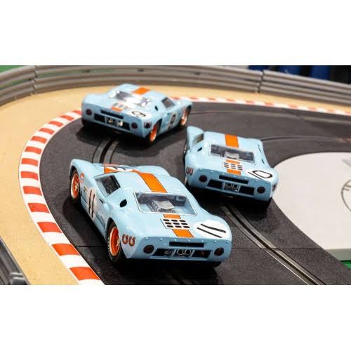 Ford GT40 LeMans 1968 Triple Pack B943