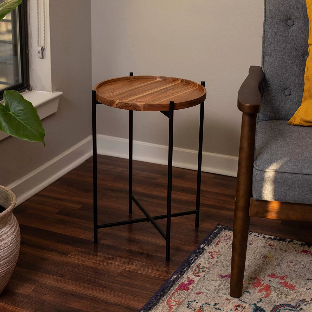 Folding Side Table with Removable Wood Tray D604128
