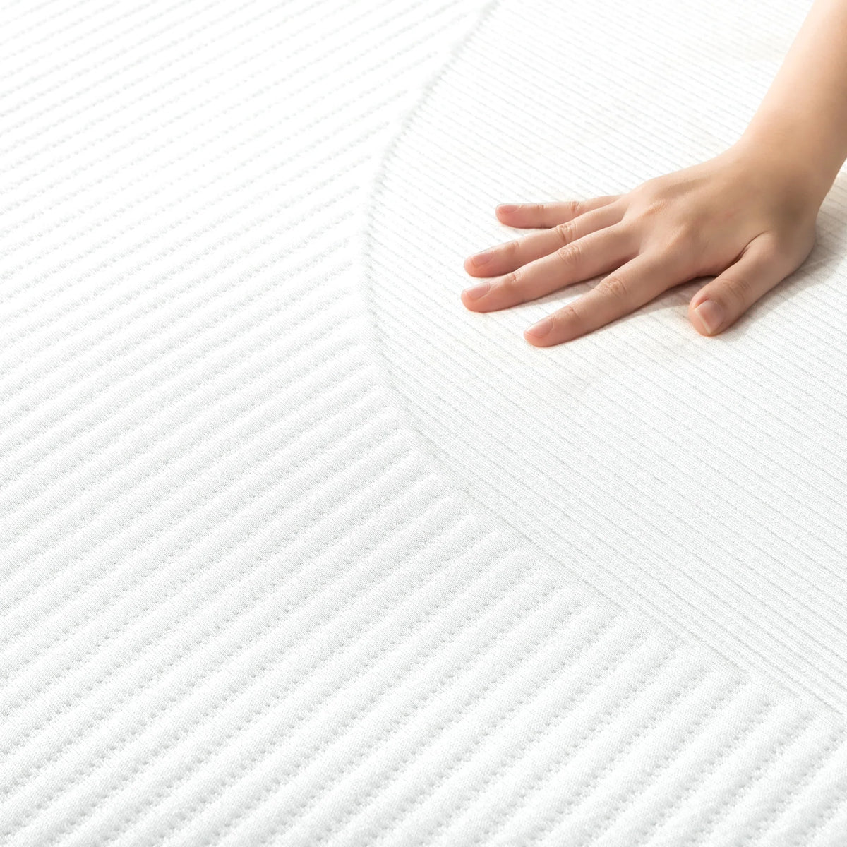 Queen Memory Foam Mattress M9147