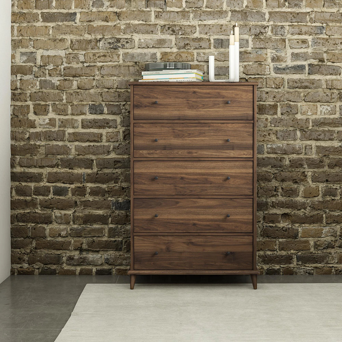 Ivory Oak 5-Drawer Dresser F7595