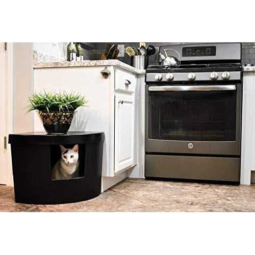 Enclosed Plastic Litter Box W64023