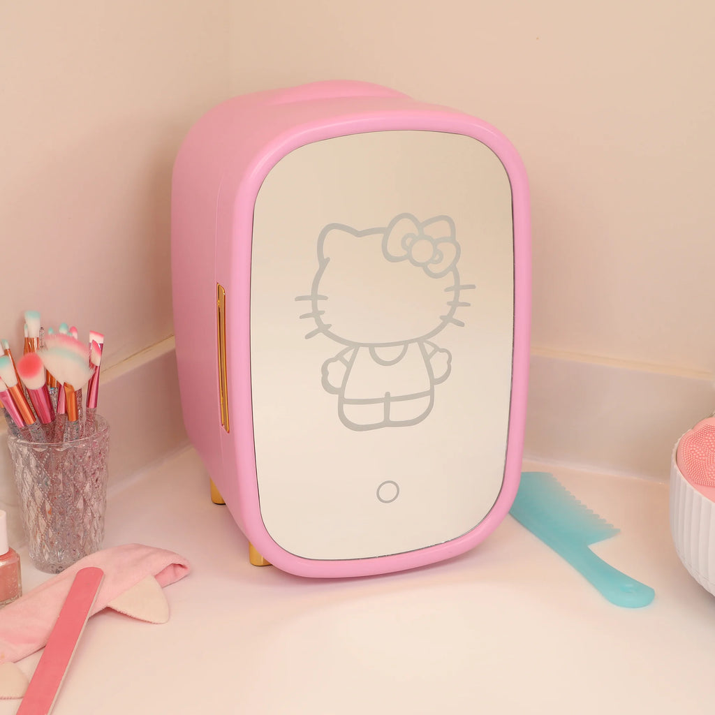 Pink Mini Fridge 7L with Light Up Mirror U495