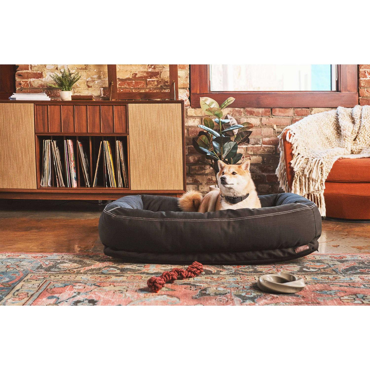 Indoor/Outdoor Dog Bed B3417