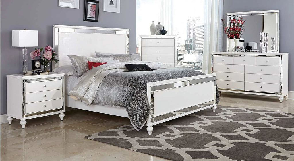 9 Drawer White Dresser L985850