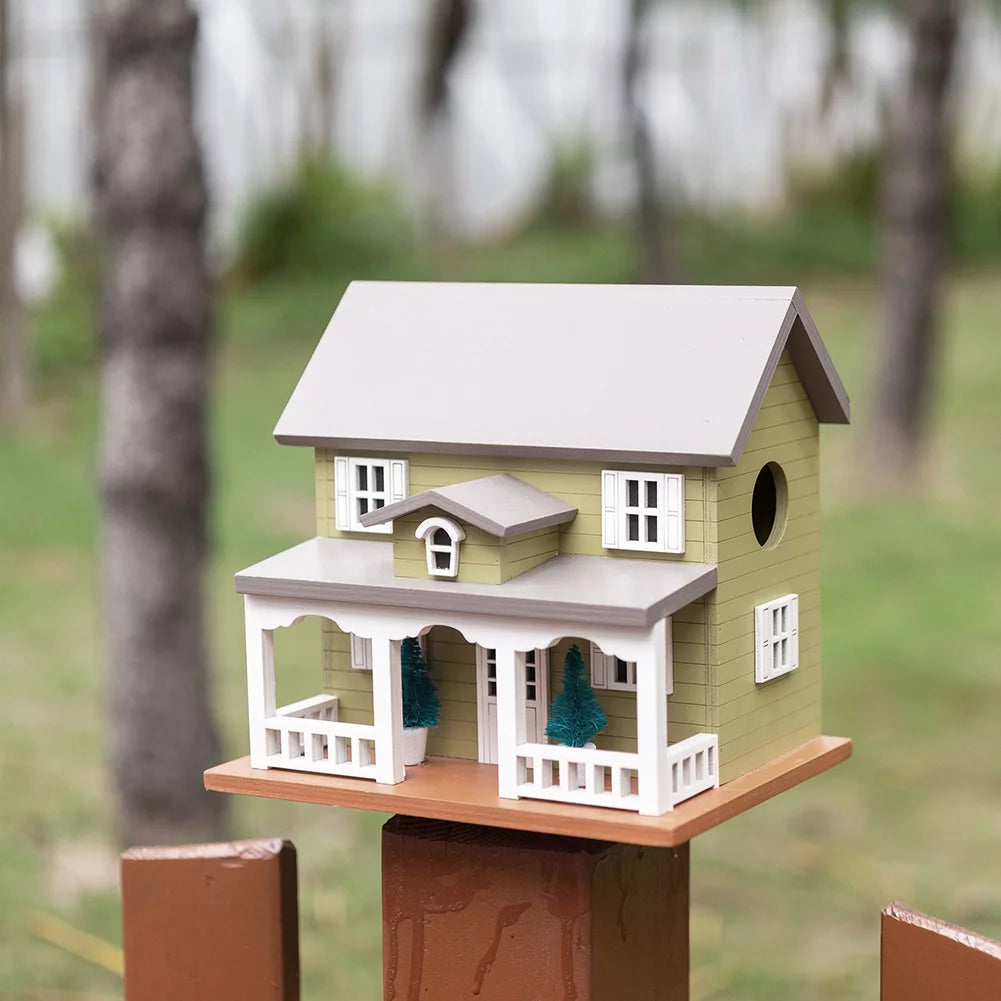 Wooden Birdhouse G262